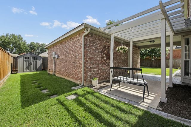 2717 Carmel Drive, Carrollton, TX 75006