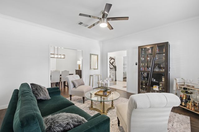 2717 Carmel Drive, Carrollton, TX 75006
