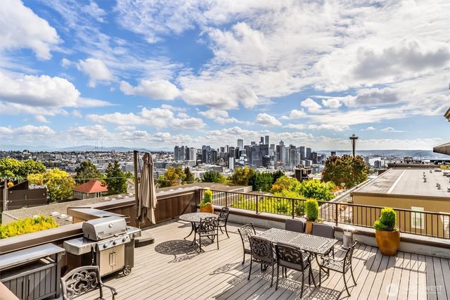 201 Galer Street #334, Seattle, WA 98109