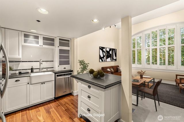 201 Galer Street #334, Seattle, WA 98109