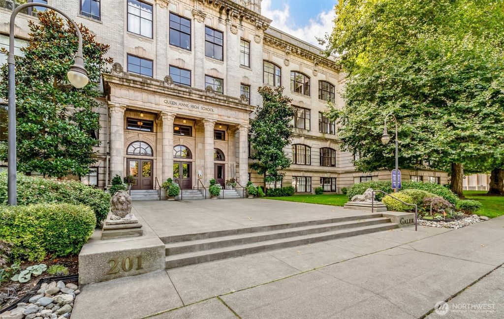 201 Galer Street #334, Seattle, WA 98109