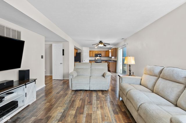 7913 Meadow Bend Lane, Indianapolis, IN 46259