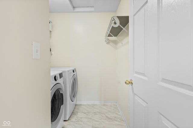 7913 Meadow Bend Lane, Indianapolis, IN 46259