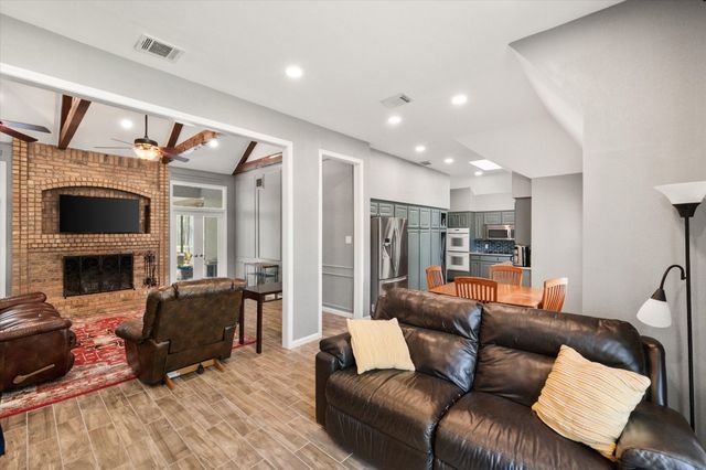 2037 Lazy Lane, Keller, TX 76262