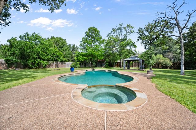 2037 Lazy Lane, Keller, TX 76262