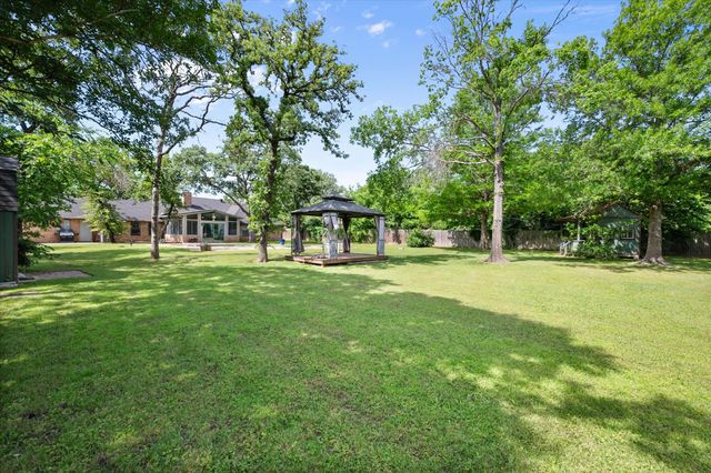 2037 Lazy Lane, Keller, TX 76262