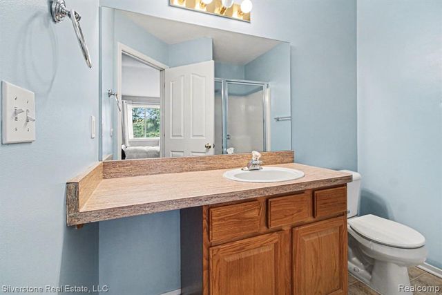 37140 Condor Court, Westland, MI 48185