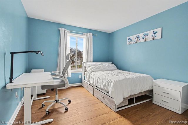 37140 Condor Court, Westland, MI 48185