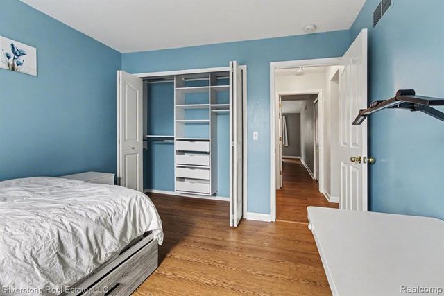 37140 Condor Court, Westland, MI 48185