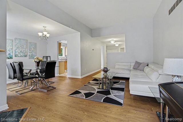 37140 Condor Court, Westland, MI 48185