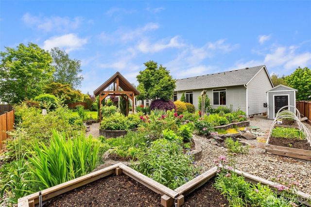 21808 114th Street E, Bonney Lake, WA 98391