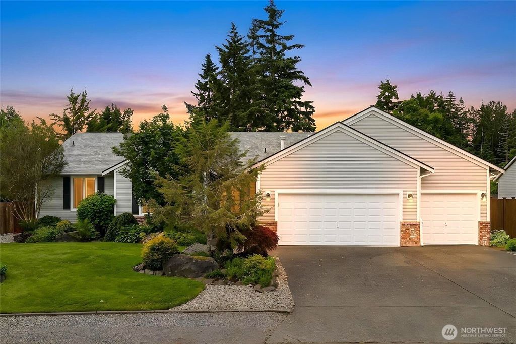 21808 114th Street E, Bonney Lake, WA 98391