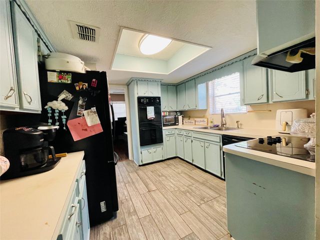 13715 Whitchurch Way, Houston, TX 77015