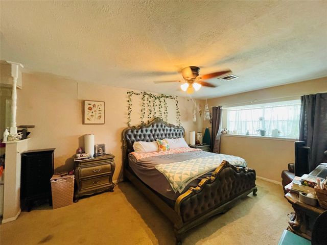 13715 Whitchurch Way, Houston, TX 77015