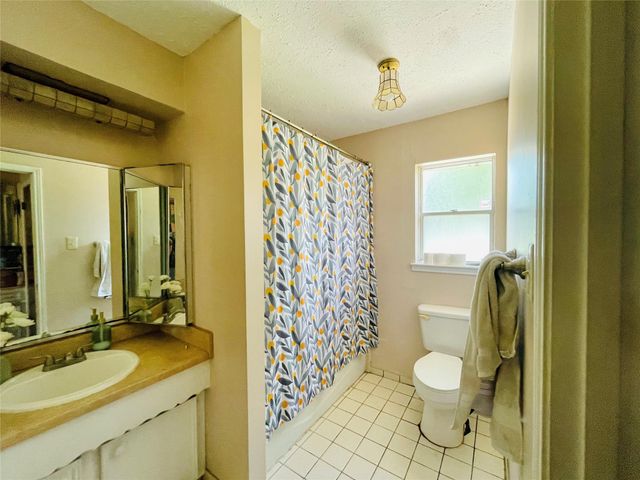 13715 Whitchurch Way, Houston, TX 77015