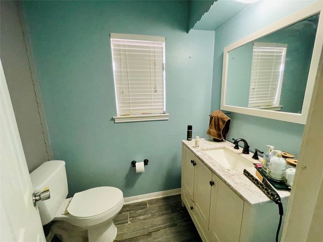 13715 Whitchurch Way, Houston, TX 77015