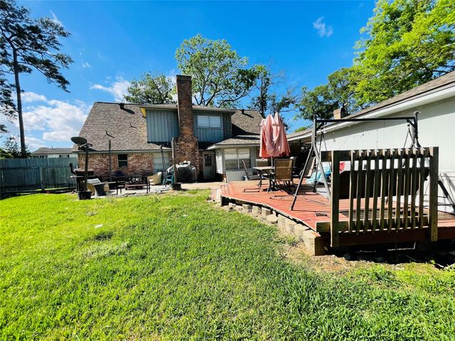 13715 Whitchurch Way, Houston, TX 77015