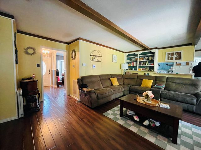 13715 Whitchurch Way, Houston, TX 77015