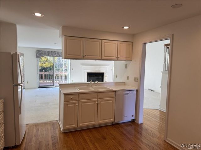 73 Southwick Drive, Orchard Park, NY 14127