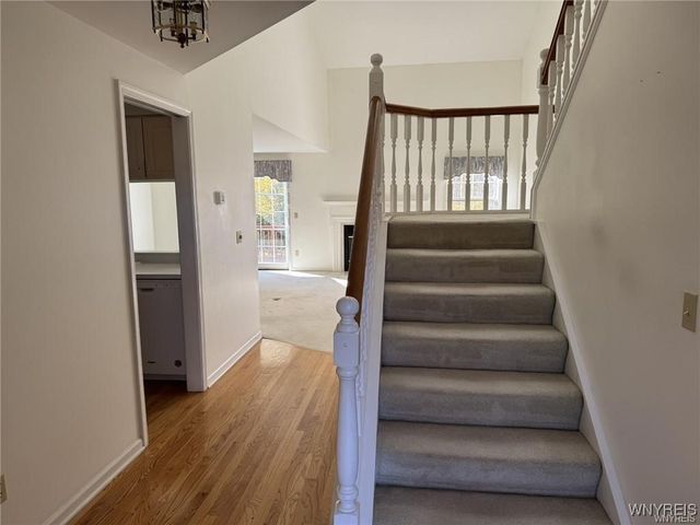 73 Southwick Drive, Orchard Park, NY 14127