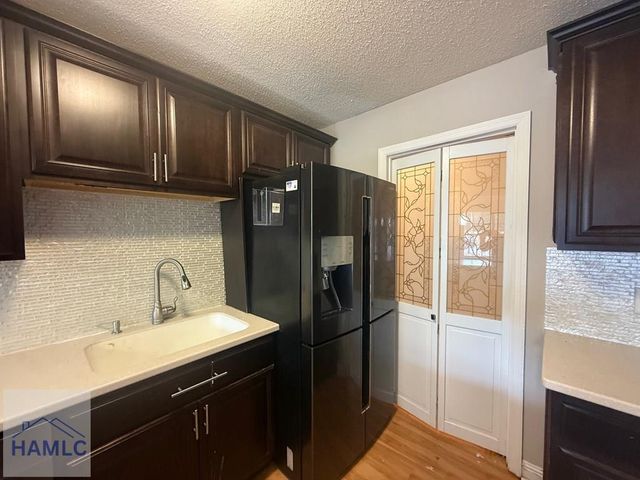 203 Monroe Avenue, Hinesville, GA 31313