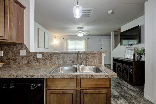 6040 Johnnie Terrace, Oklahoma City, OK 73149