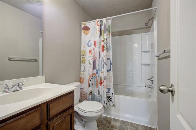 6040 Johnnie Terrace, Oklahoma City, OK 73149