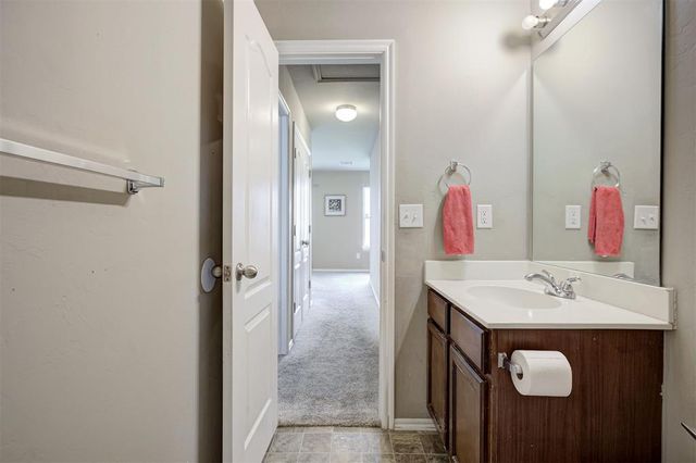 6040 Johnnie Terrace, Oklahoma City, OK 73149