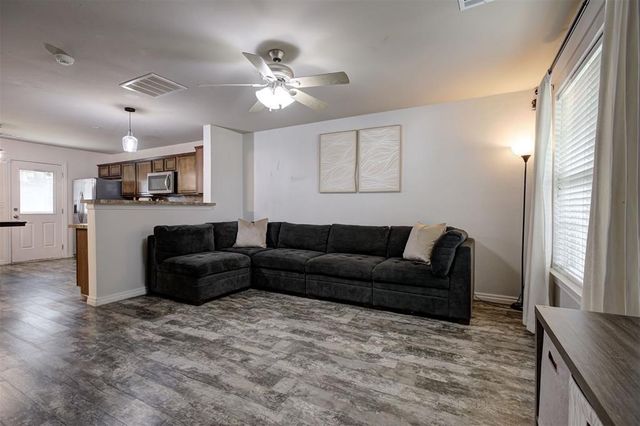 6040 Johnnie Terrace, Oklahoma City, OK 73149