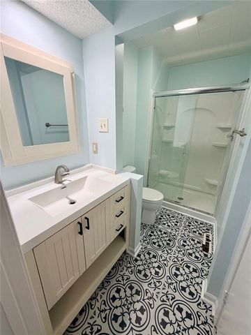 1213 NE Ball Drive, Lee's Summit, MO 64086