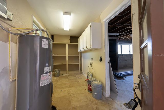 410 W CHARLOTTE AVENUE, Punta Gorda, FL 33950