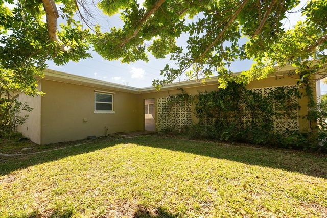410 W CHARLOTTE AVENUE, Punta Gorda, FL 33950