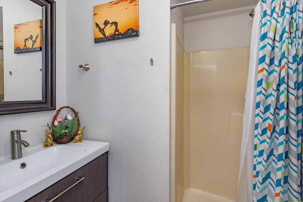 Image 22 of property listing at 37 HILL, Orlando, FL 32801