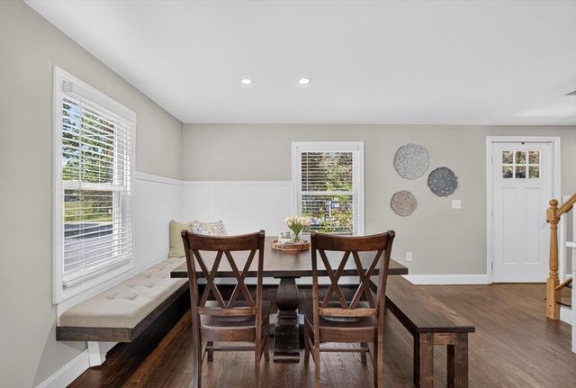 91 Carlisle Road, Westford, MA 01886