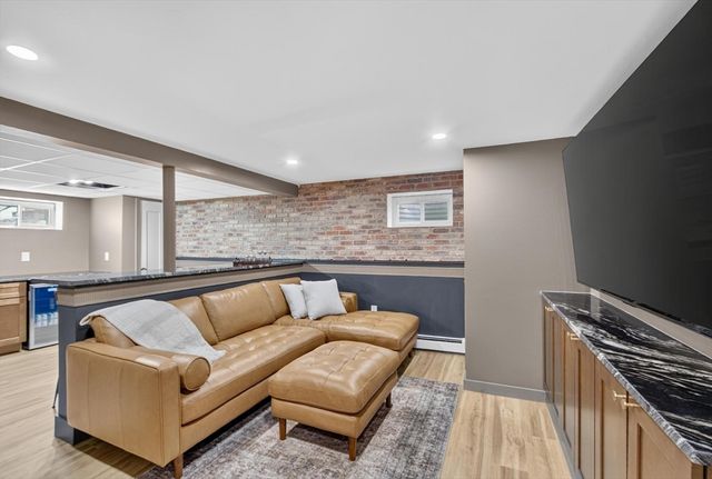 91 Carlisle Road, Westford, MA 01886