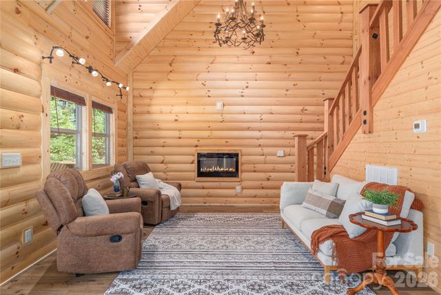 484 Twinbrook Lane, Maggie Valley, NC 28751
