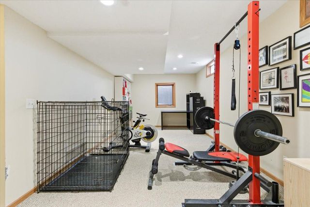 8925 Belvedere Drive, Eden Prairie, MN 55347