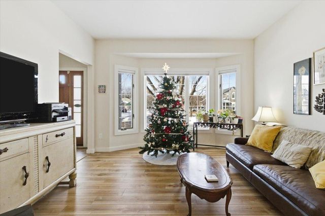 8925 Belvedere Drive, Eden Prairie, MN 55347