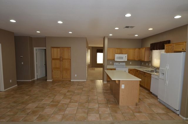 1148 S ROCA Street, Gilbert, AZ 85296