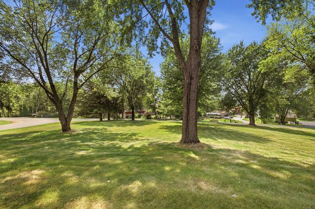 6399 Lake Sarah Heights Drive, Rockford, MN 55373
