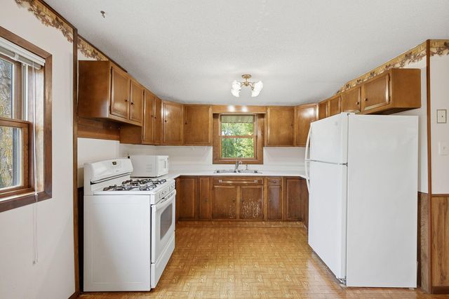 6399 Lake Sarah Heights Drive, Rockford, MN 55373