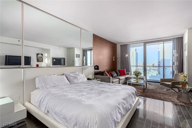 4381 West Flamingo Road 18320, Las Vegas, NV 89103