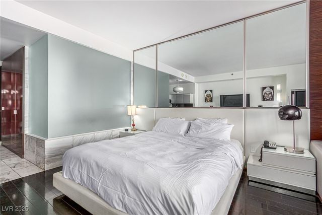 4381 West Flamingo Road 18320, Las Vegas, NV 89103