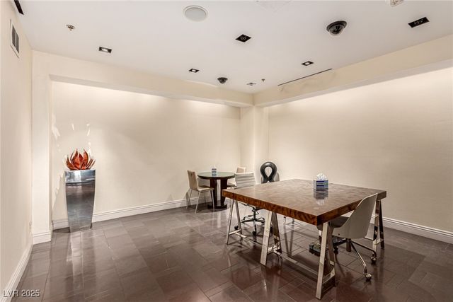 4381 West Flamingo Road 18320, Las Vegas, NV 89103