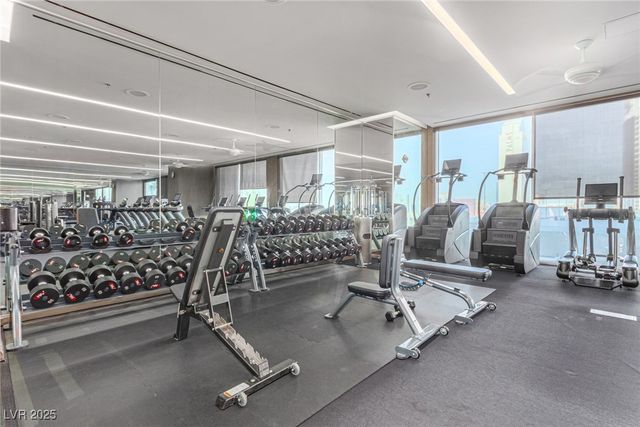 4381 West Flamingo Road 18320, Las Vegas, NV 89103