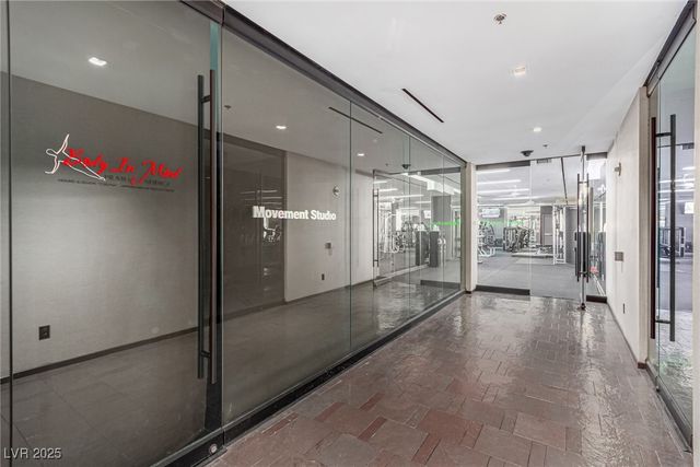 4381 West Flamingo Road 18320, Las Vegas, NV 89103