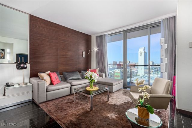 4381 West Flamingo Road 18320, Las Vegas, NV 89103