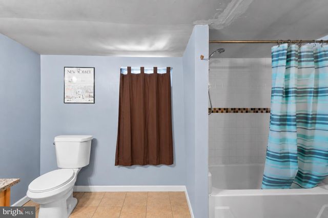 1 QUEEN ST, Paulsboro, NJ 08066