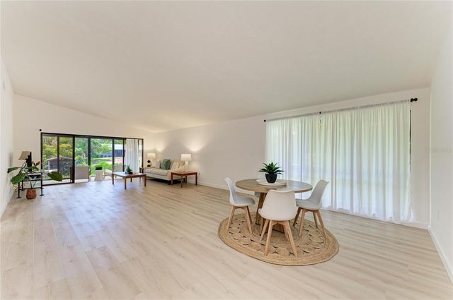 6688 SCHOONER BAY CIRCLE 6688, Sarasota, FL 34231