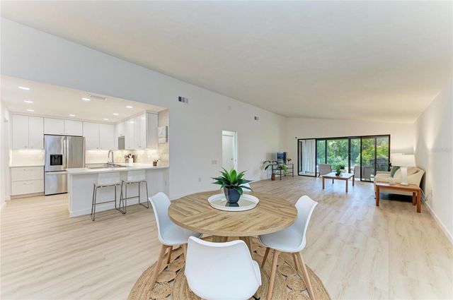 6688 SCHOONER BAY CIRCLE 6688, Sarasota, FL 34231